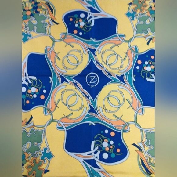 Noilly Prat Vintage 💯 Silk Scarf France Martini Rolled-Hem EUC - Picture 7 of 16